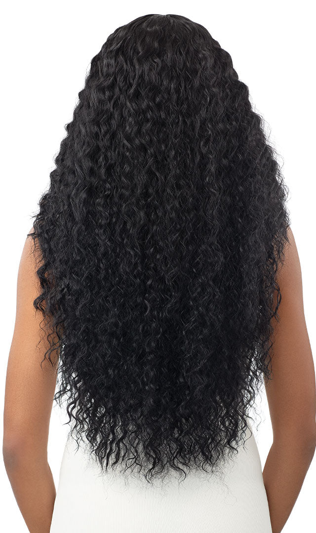 Outre - Lace Front Wig Sleeklay Part DONATELLA