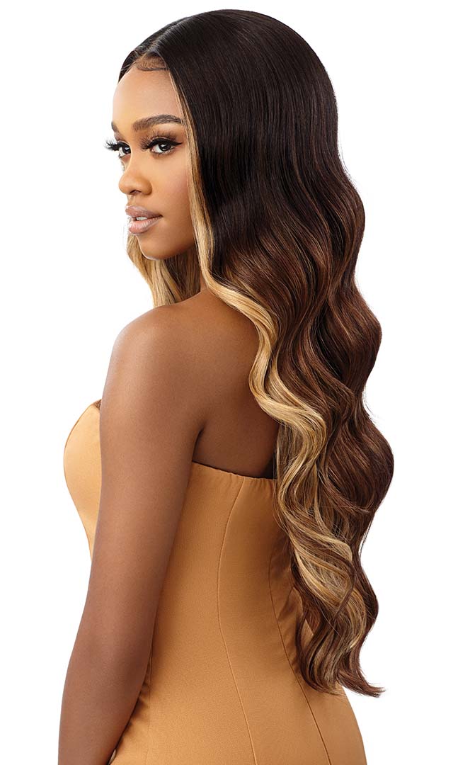 Outre - Melted Hairline Lace Front Wig MANUELLA