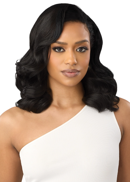 Outre - Quick Weave Half Wig LIVONIA