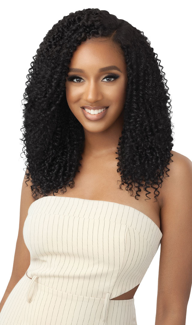 Outre - Big Beautiful Leave Out Wig PASSION COILS 20″