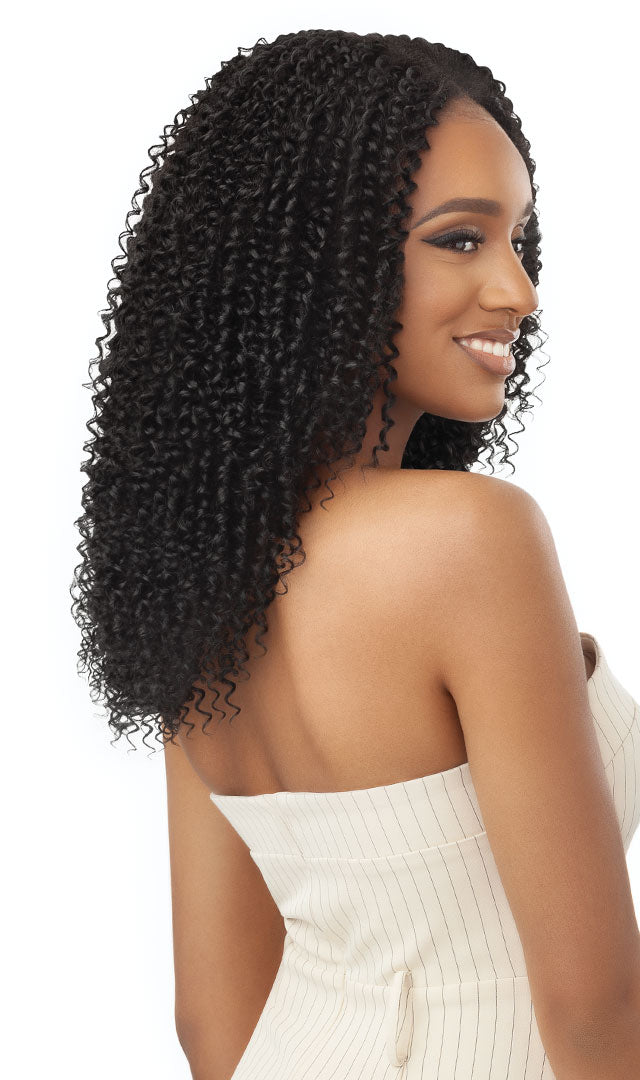 Outre - Big Beautiful Leave Out Wig PASSION COILS 20″